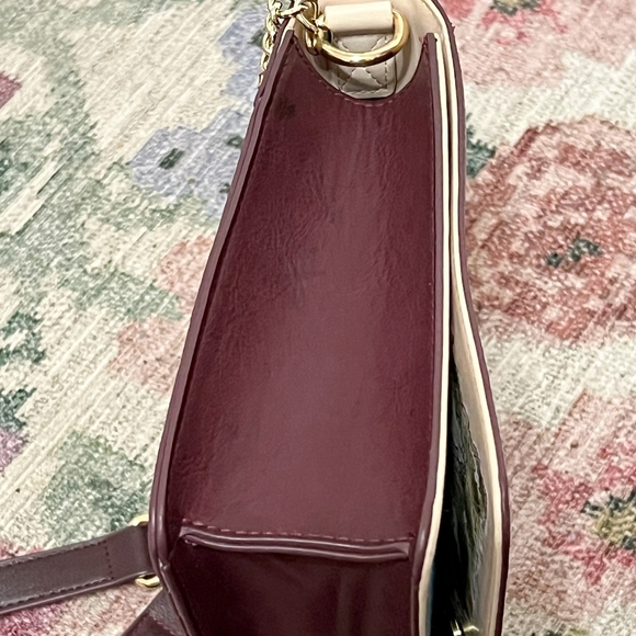 Pre Owned Danielle Nicole Disney Beauty and the Beast Book Crossbody Bag - Picture 3 of 14